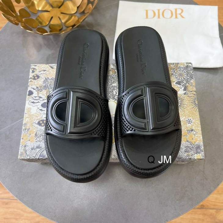Picture of Dior Slippers _SKUDiorsz35-40JM05012983
